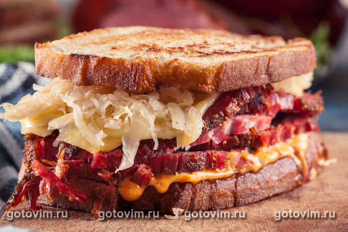 ����� ������� (Reuben Sandwich)