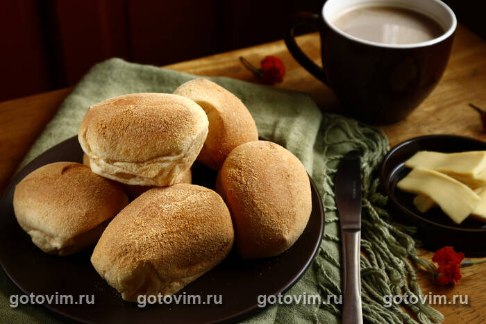 �������� - ������������ ������� ������� (Pandesal / pan de sal)