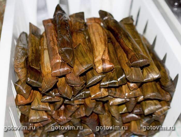 ����� - ��� � ��������� ������� � ��������� ������ ����� (Suman sa Latik with Coconut Caramel Sauce)