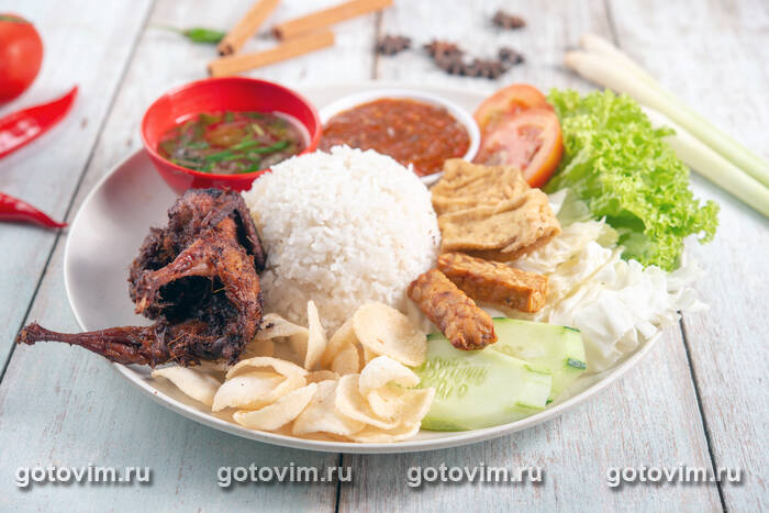 ���� ����� - ��� �� ��������� ������ (Nasi lemak kukus)