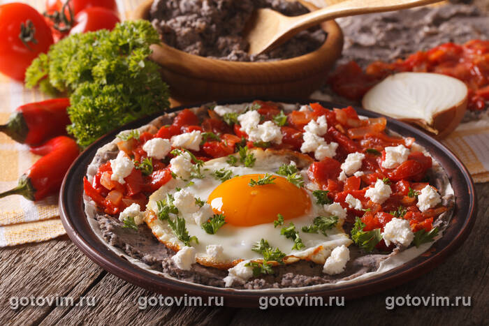 ����� �������� - ������������ ������� (Huevos Rancheros) 