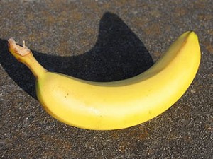 �����