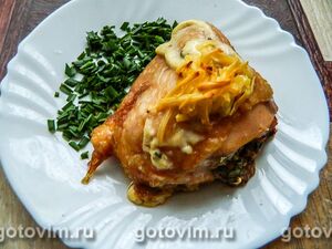 Фаршированные куриные бедра в духовке