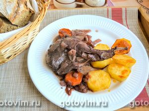 Кролик в красном вине по-португальски