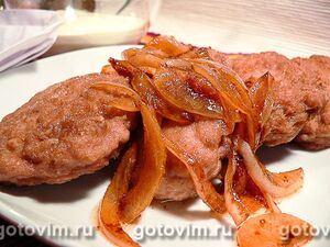 Куриные оладьи с жареным луком