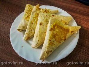 Конвертики из лаваша с фаршем и грибами