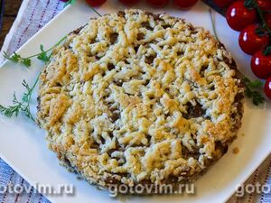 Тертый пирог с картошкой и рыбой