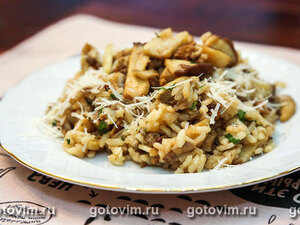 ������� � ������ ������� (Risotto ai funghi e prezzemolo)