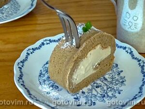Бисквитный рулет с кремом «Кофейное наслаждение»
