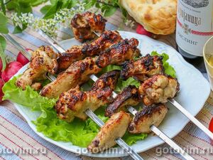 Шашлык из куриных крылышек по-гречески