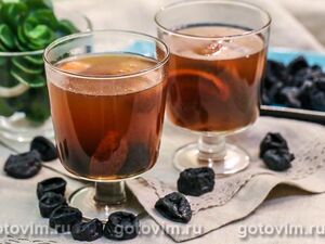 Яблочный взвар с черносливом и грушей